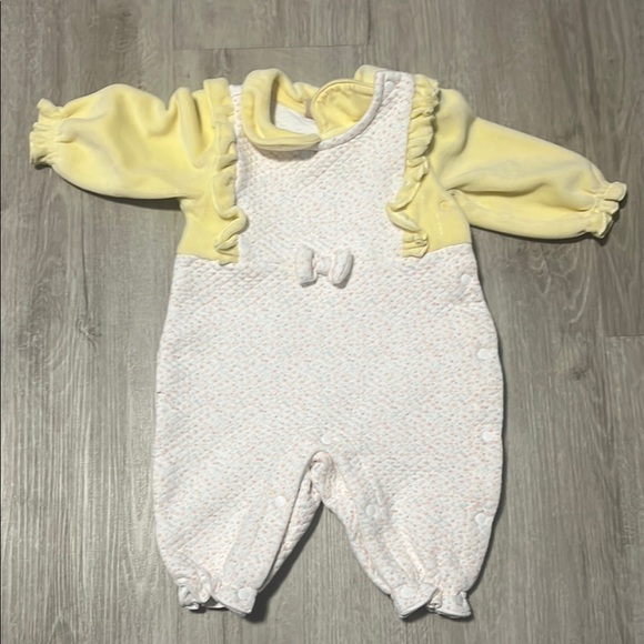 Yellow and White Baby Romper with Bow - Picture 1 of 1